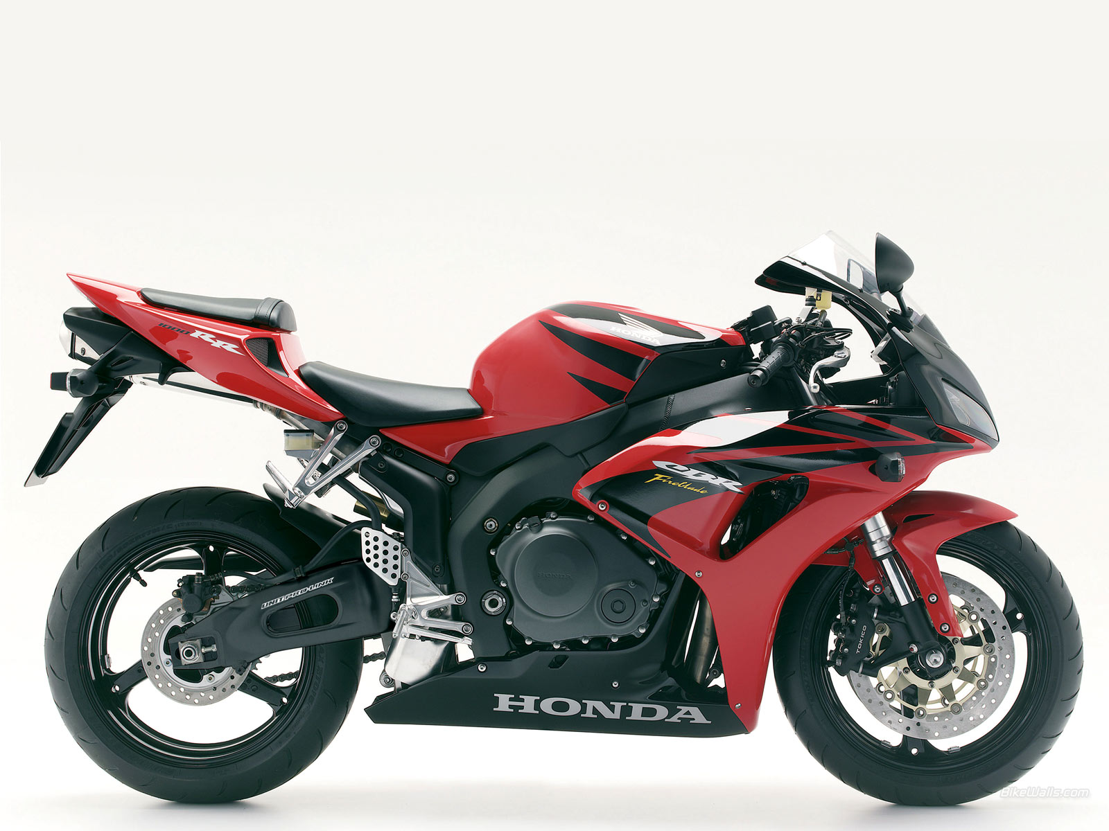 Honda CBR1000RR 1600x1200 c769 Tapety na pulpit